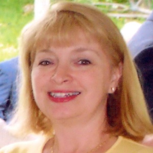 Ellie  Kruszewski, LE - Electrologist 